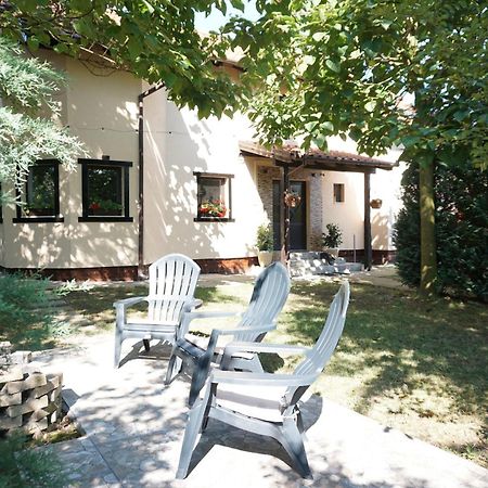 Villa Hanna'S Garden - Mintia Zewnętrze zdjęcie